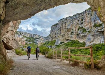 Fotografía Foz de Lumbier - Camping Iturbero, Lumbier, Navarra.